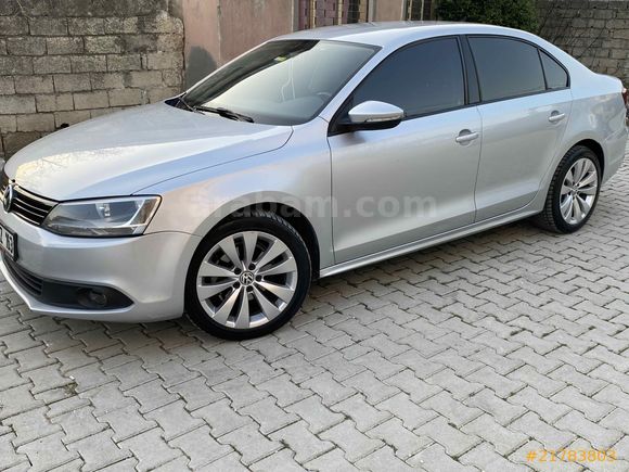 Sahibinden Volkswagen Jetta 1.6 TDi Primeline 2011 Model