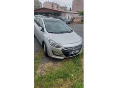 HASAR KAYITSIZ ACİL ÇOK ACİL GEL ANLAŞIRIZ Sahibinden Hyundai i30 1.6 CRDi Elite 2013 Model
