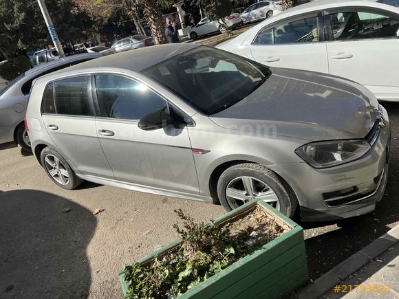 Sahibinden Volkswagen Golf 1.6 TDi BlueMotion Comfortline 2015 Model