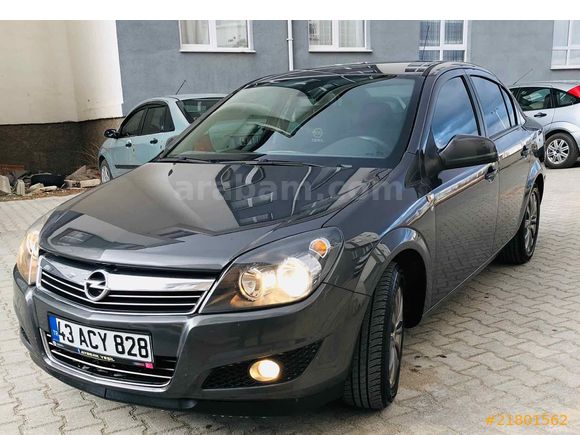 Sahibinden Opel Astra 1.6 Enjoy 111.Yıl 2011 Model