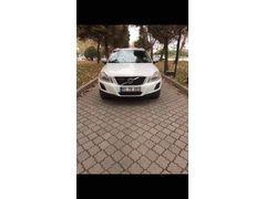 VOLVO XC 60 2.4 D5 advance Servis bakımlı 