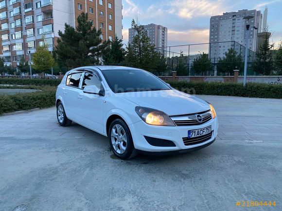 Sahibinden Opel Astra 1.6 Essentia 2012 Model