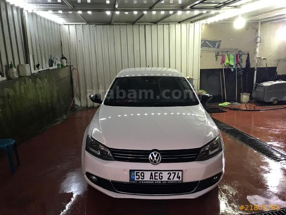 Sahibinden Volkswagen Jetta 1.6 TDi Comfortline 2012 Model