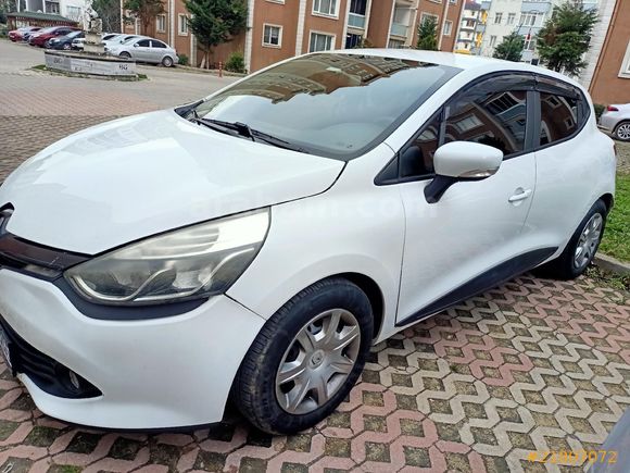 Sahibinden Renault Clio 1.2 Joy 2014 Model