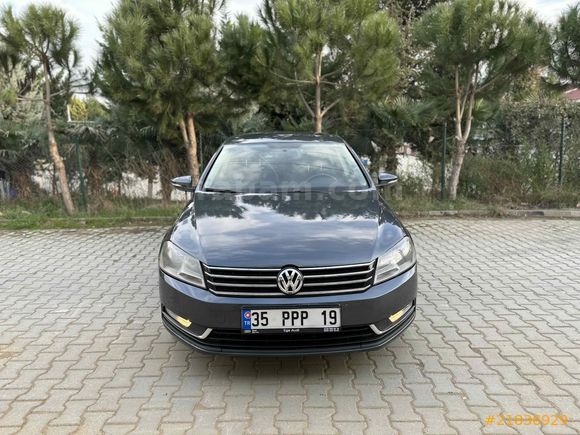 Galeriden Volkswagen Passat 1.4 TSi BlueMotion Trendline 2012 Model Yalova