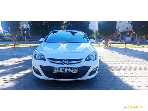 Öğretmenden değişensiz Opel Astra 1.6 Edition 2017 Model