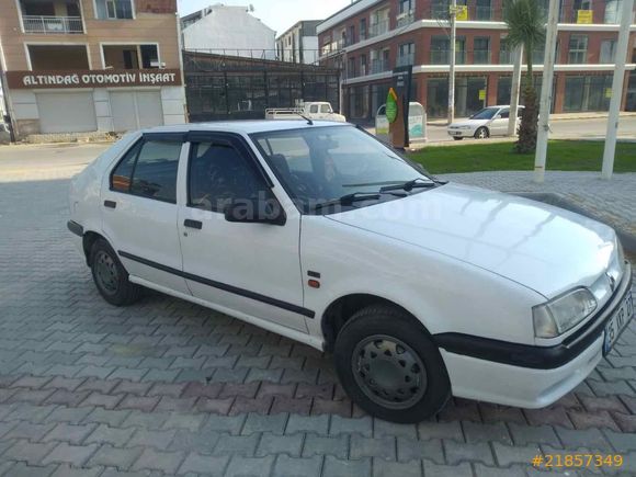 Galeriden Renault R 19 1.4 Europa RN 1997 Model İzmir