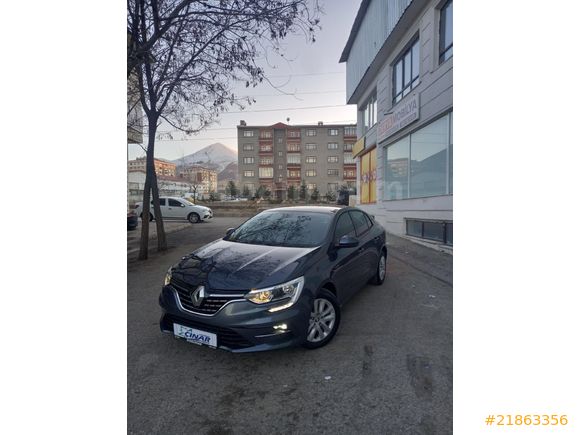 Sahibinden Renault Megane 1.3 TCe Joy Comfort 2022 Model