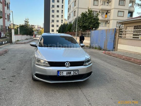 Sahibinden Volkswagen Jetta 1.6 TDi Trendline 2012 Model