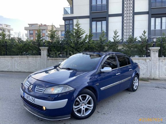 TMR MOTORSTAN ÇOK TEMİZ Renault Megane 1.6 Dynamique 2004 Model