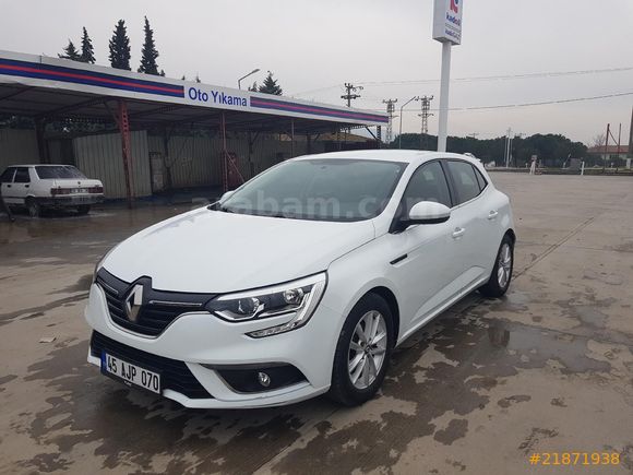 40 Binde Boyasız DeğişensizTouch Görünümlü Megane 1.6 Joy 2017 Model