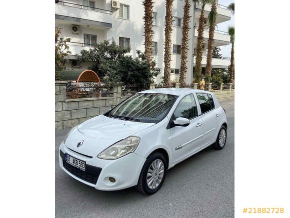 Ekranli ful+full Renault Clio 1.5 dCi Tom Edition 2010 Model Mersin