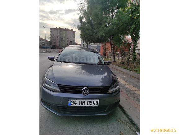 Volkswagen 1.6 TDI 105 HP Temiz Garaj arabası Jetta (Makyajlı Kasa)