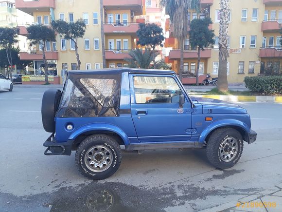 araç 98 model,arazileri sağlam.OFROD YAPMADI-ARAZİDE GEZMEDİ-Masrafsız,Lansman renk-MAVİ-