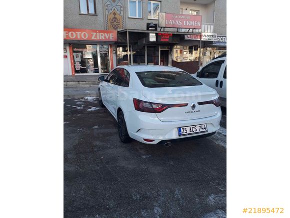 Sahibinden Renault Megane 1.6 Joy 2018 Model