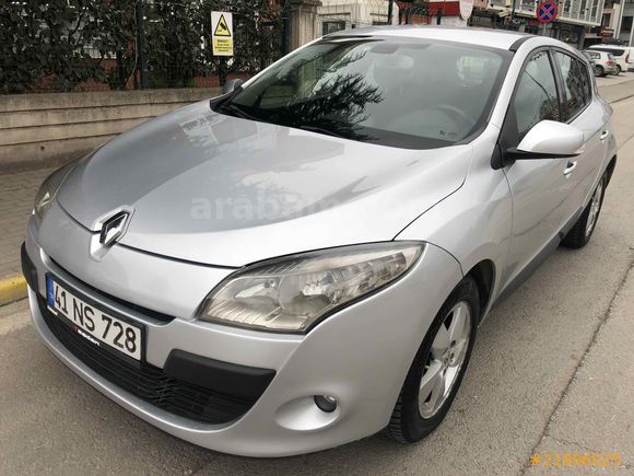 Sahibinden Renault Megane 1.5 dCi Dynamique 2010 Model