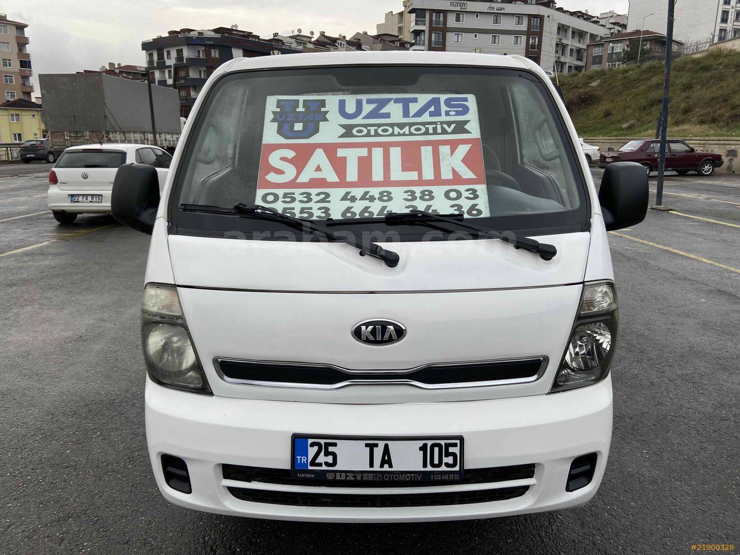 Galeriden Kia Bongo K2500 DLX 2013 Model İstanbul 151.000 km Beyaz