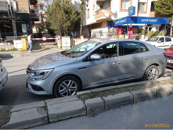 Sahibinden Renault Megane 1.5 Blue DCI Joy 2020 Model