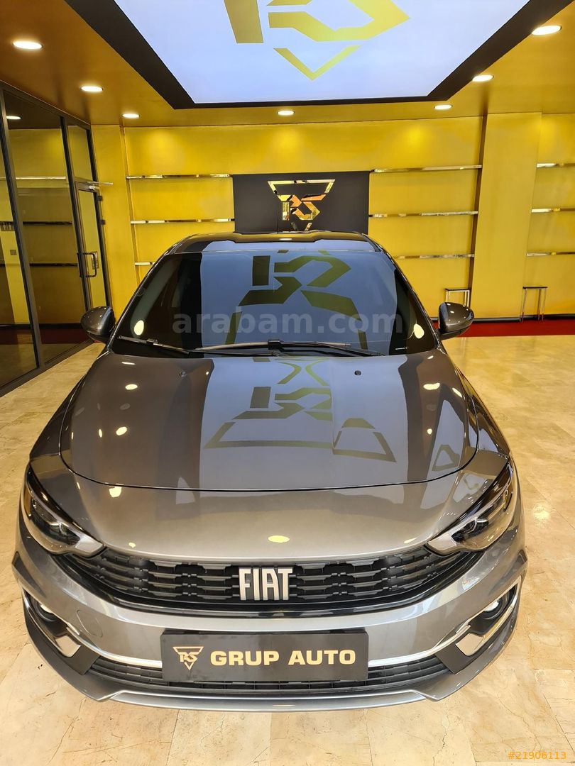 Galeriden Fiat Egea 1.4 Fire Urban 2022 Model İstanbul 19.000 km Gri