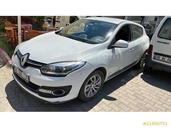 Megane 1.5 Touch Plus ağır bakımı yapılmış  