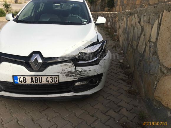Megane 1.5 Touch Plus ağır bakımı yapılmış  