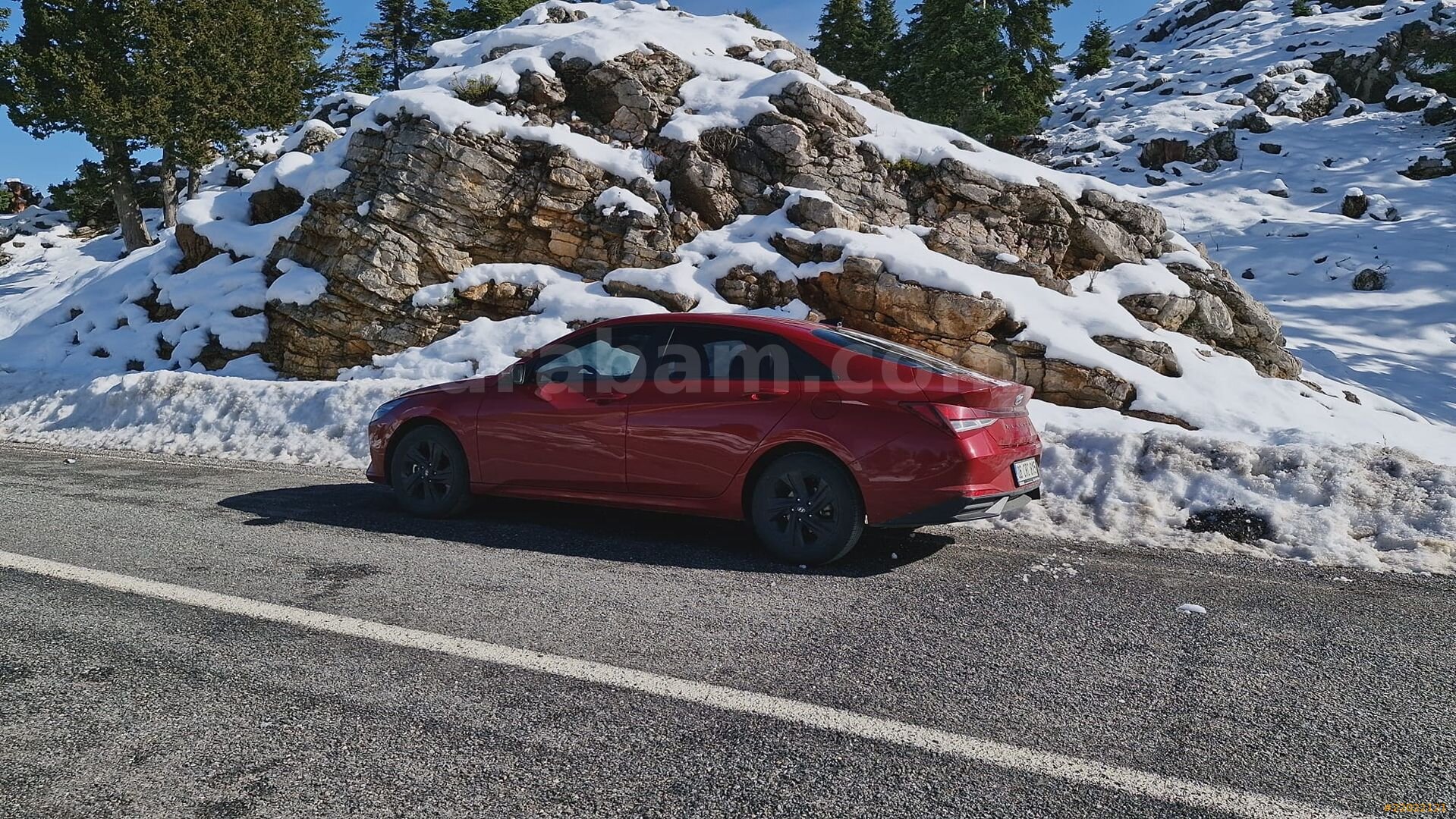 Sahibinden Hyundai Elantra 1.6 MPI Smart 2021 Model Mersin 70.701 km Kırmızı 4