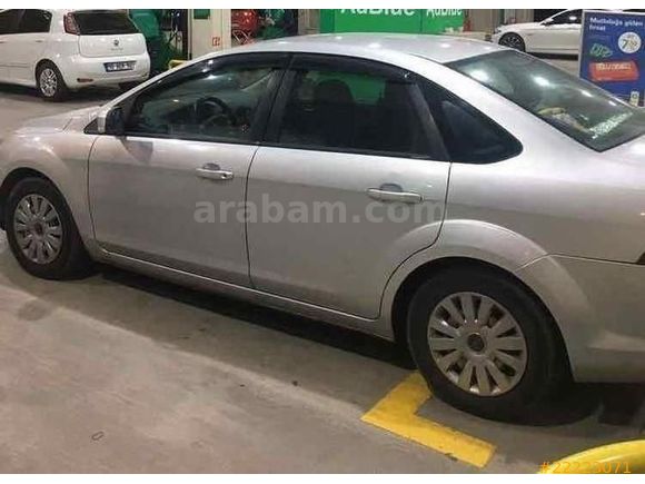 Sahibinden Ford Focus 1.6 Comfort 2010 Model 