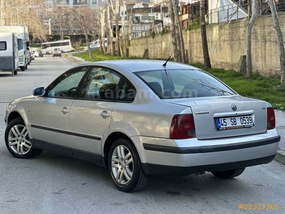 Galeriden Volkswagen Passat 1.9 TDi 2000 Model Manisa