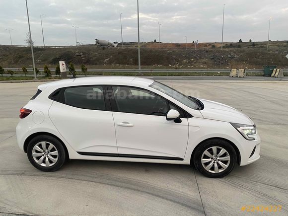 Rent-a-car'dan Renault Clio Edirne