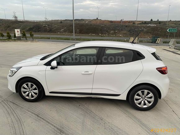 Rent-a-car'dan Renault Clio Edirne