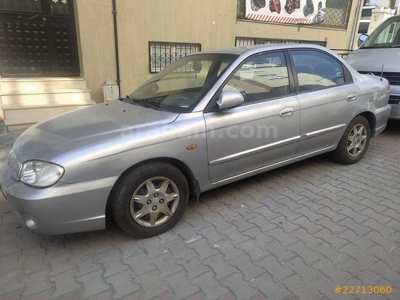 Kia Sephia por propietario. Modelo LS Estambul. km Gris (Plata) sephia 2004 Kia Sephia por propietario. Modelo LS Estambul. km Gris (Plata)