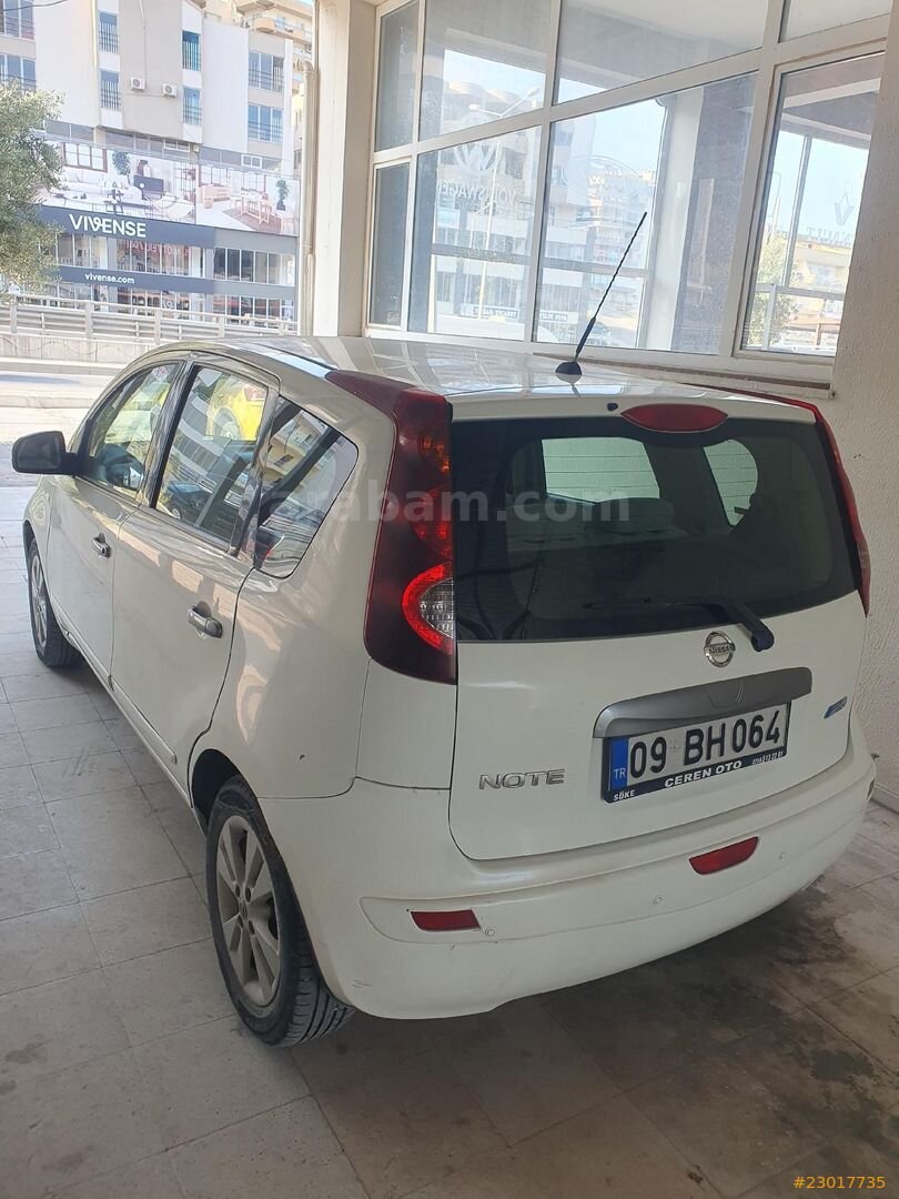 Galeriden Nissan Note 1.5 dCi Tekna 2011 Model Aydın 320.000 km Beyaz 4
