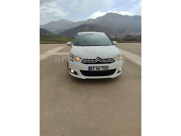 Memurdan Citroen C4 1.6 VTI Confort 2012 Model