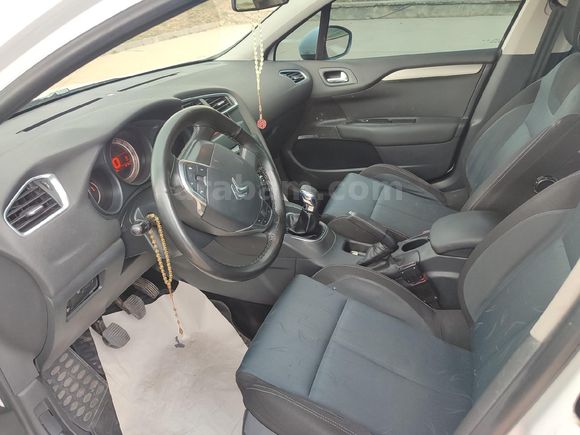 Memurdan Citroen C4 1.6 VTI Confort 2012 Model