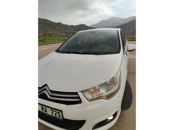 Memurdan Citroen C4 1.6 VTI Confort 2012 Model