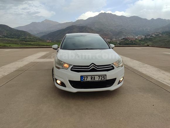 Memurdan Citroen C4 1.6 VTI Confort 2012 Model