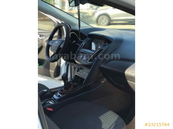 Sahibinden Ford Focus 1.6 Ti-VCT Titanium 2015 Model 