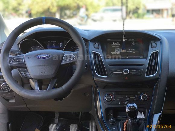 Sahibinden Ford Focus 1.6 Ti-VCT Titanium 2015 Model 