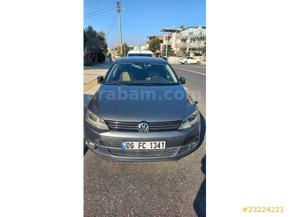 Sahibinden Volkswagen Jetta 1.6 TDi Highline 2014 Model  full