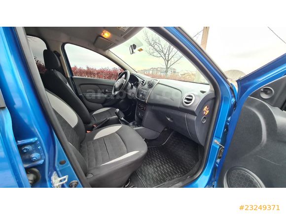 Galeriden Dacia Sandero 1.5 dCi Stepway 2015 Model Eskişehir