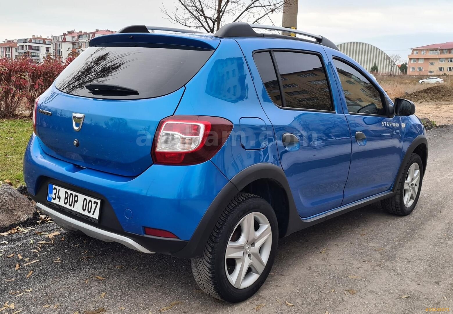 Galeriden Dacia Sandero 1.5 dCi Stepway 2015 Model Eskişehir 172.000 km Mavi (metalik) 4