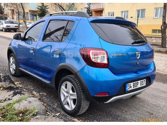 Galeriden Dacia Sandero 1.5 dCi Stepway 2015 Model Eskişehir