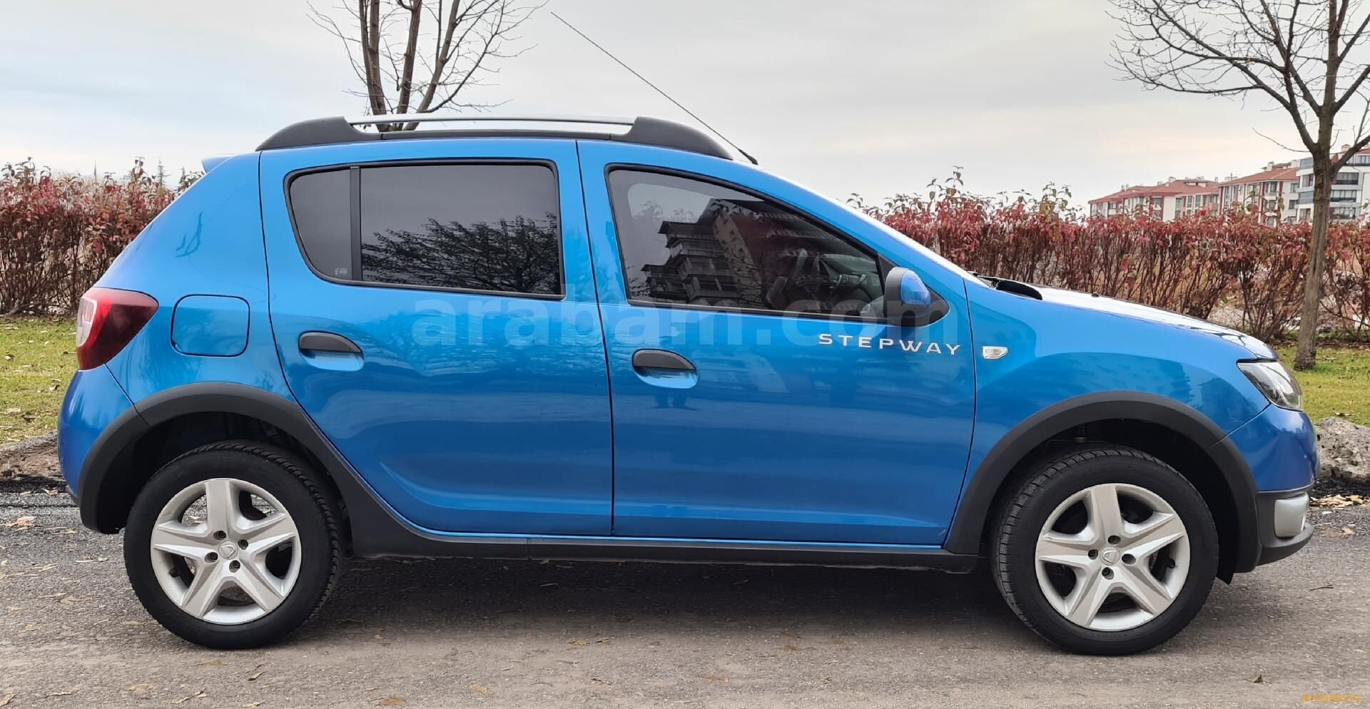 Galeriden Dacia Sandero 1.5 dCi Stepway 2015 Model Eskişehir 172.000 km Mavi (metalik) 7