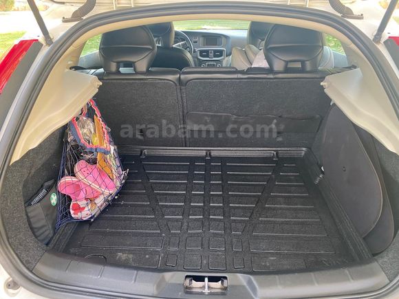 Sahibinden Volvo V40 1.5 T3 Premium 2015 Model