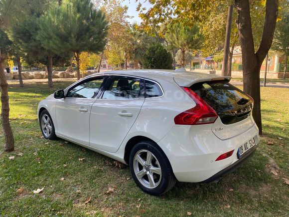 Sahibinden Volvo V40 1.5 T3 Premium 2015 Model