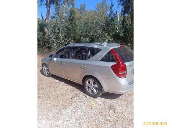 Kia Ceed 1.6 CRDi Motion SW 2011 Model Antalya