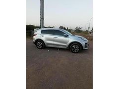 Sahibinden Kia Sportage 1.6 CRDI Elegance akıllı anahtar boya çizik surtme vs yoktur içinde dışında.