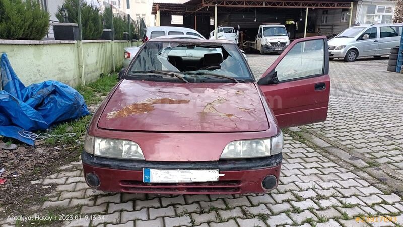 Galeriden Daewoo Espero 1.8i 1996 Model Hatay 200.000 km Kırmızı