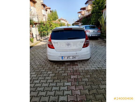 Sahibinden Hyundai i30 1.6 CRDi Prime 2011 Model