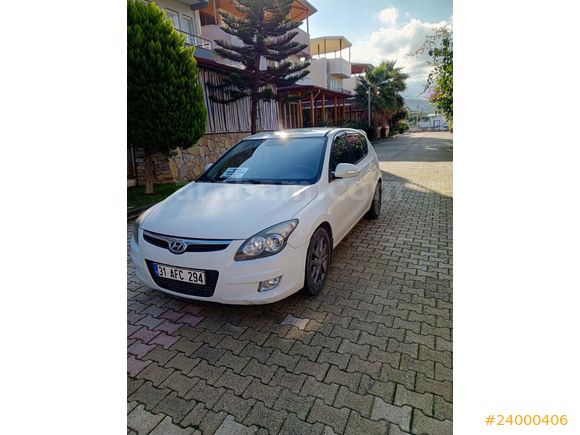 Sahibinden Hyundai i30 1.6 CRDi Prime 2011 Model
